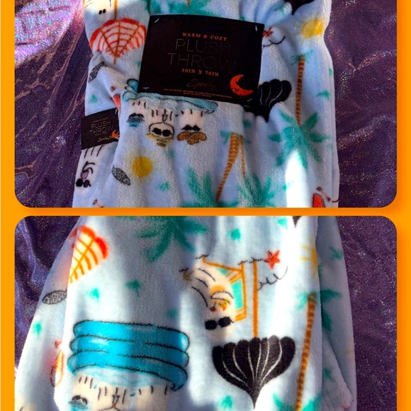 Summerween Halloween Ghost Summer Pool Party Throw Blanket - Picture 1 of 7